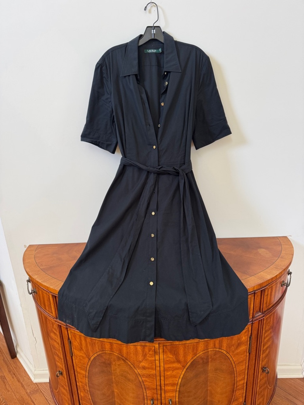 Lauren Ralph Lauren 💯 % cotton Black Short-Sleeve cShirt Dress with Belt
